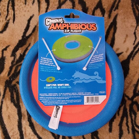 Chuckit Amphibious Flight Frisbee Floats sz med ea. various colors - Picture 4 of 5